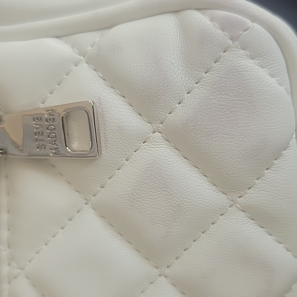 Steve Madden Quilted White Crossbody Bag - Picture 7 of 7